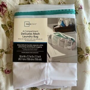 Mainstays White Mesh Laundry Bag with Turquoise Zipper
